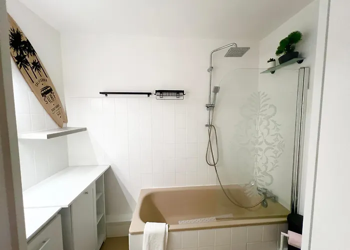 Apartment Le Rivage, Balcon & Wifi En Centre-ville, *