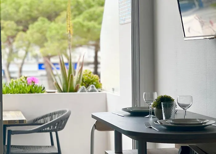 Appartement Le Rivage, Balcon&wifi En Centre-ville, Royan