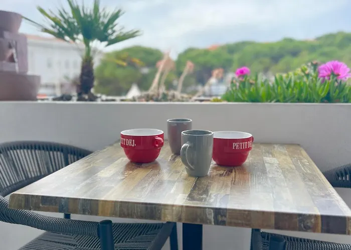 Le Rivage, Balcon&wifi En Centre-ville, Appartement Royan